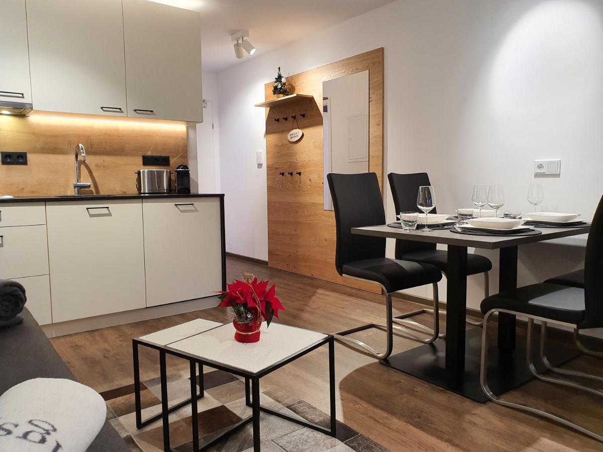 Apartment Leontina Капрун Екстер'єр фото