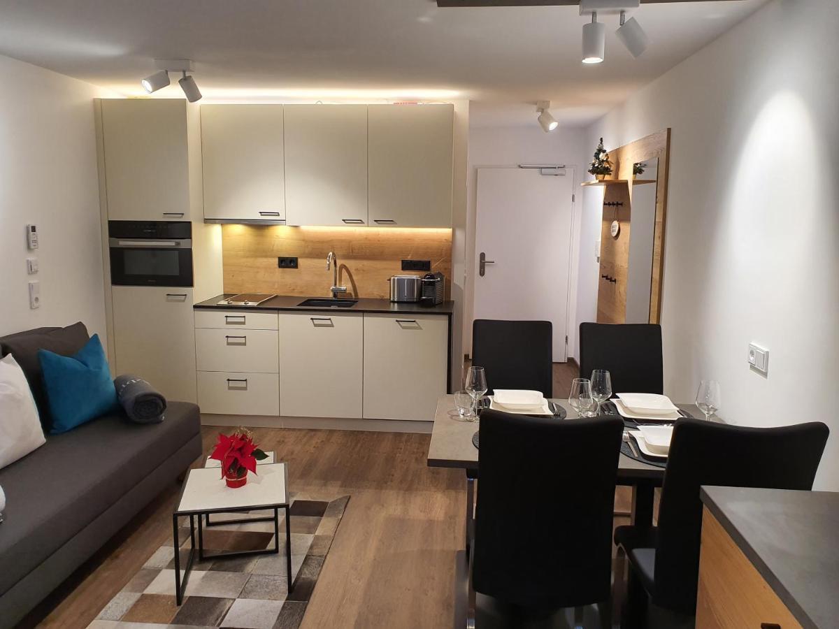 Apartment Leontina Капрун Екстер'єр фото